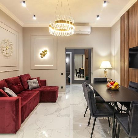 Leogrand Vip On Svobody Avenue 43 Daire Lviv Dış mekan fotoğraf