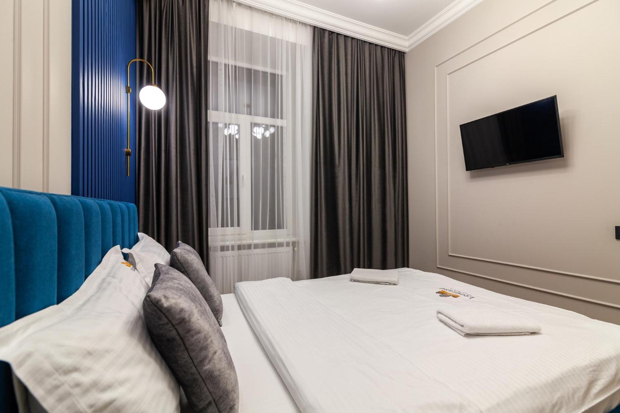 Leogrand Vip On Svobody Avenue 43 Daire Lviv Dış mekan fotoğraf